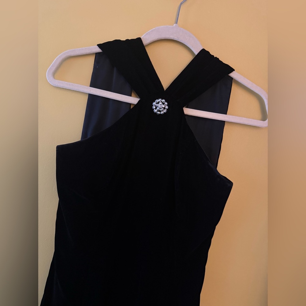 Jessica Howard Black Velvet Dress